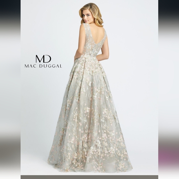 Mac Duggal A20131 Beaded Floral Dress NWT Size 2 - Picture 2 of 12